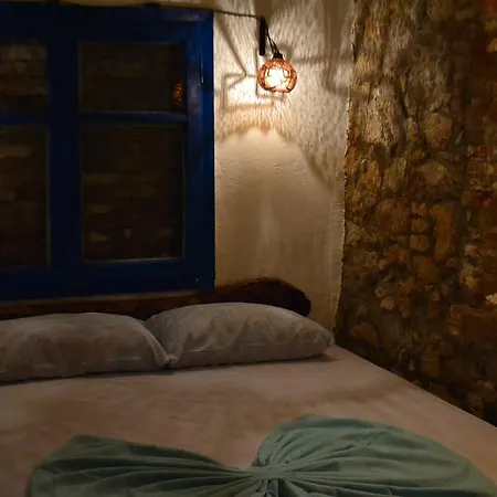 Moda בית הארחה Ayvalı